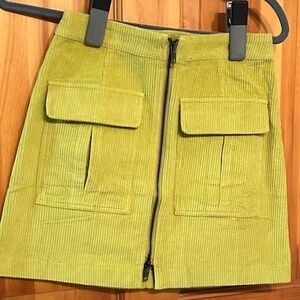SK 52 Nordstrom NWT Corduroy Green Skirt Fron Zipper Accent Pockets